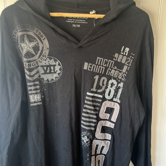 Guess Men’s Shirt Size Medium - Picture 1 of 7